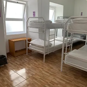  Auberge de jeunesse Place Polonia